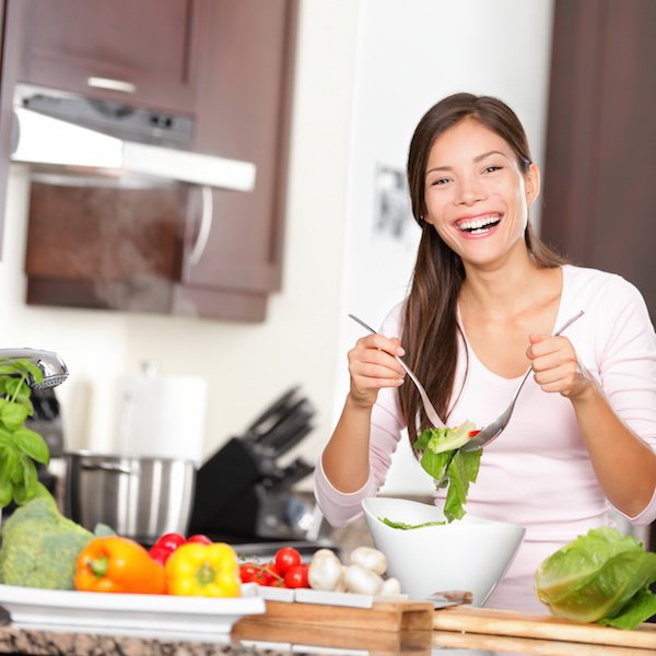 Top Your Salads With These 3 Alternative Protein Sources!