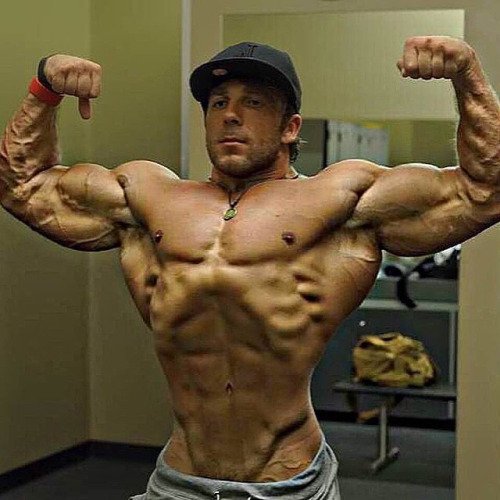 5 Ways A Bodybuilder Should Train Like A Powerlifter